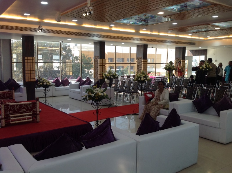 Silver Spoon Banquet & Restaurant